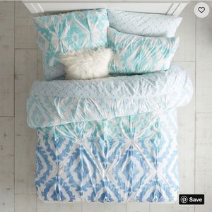 Pottery Barn Teen Cotton Quilt and standard sham